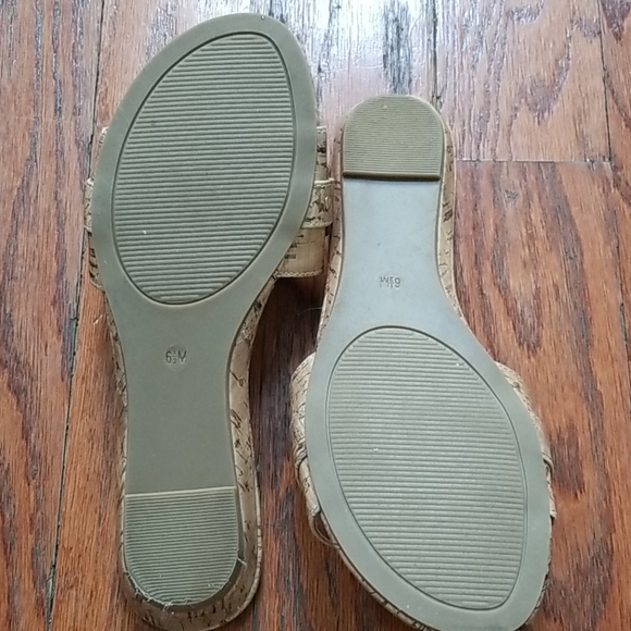 GUESS JEENA2 TAN CORK SANDAL SLIDES SIZE 6.5 - Picture 3 of 4